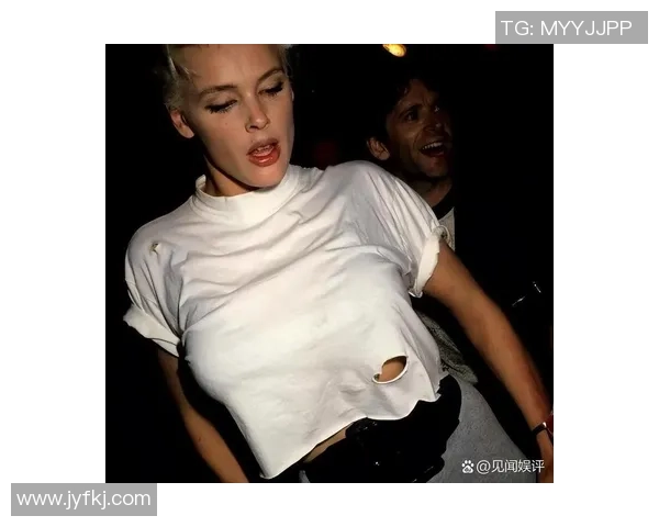 瑞典足球明星尼尔森的音乐之旅与激情人生的完美交融