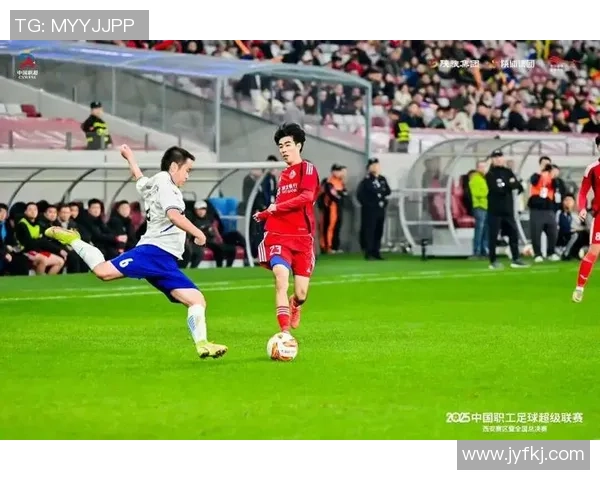 上海足球队强势崛起荣登足球状态排行榜第三名